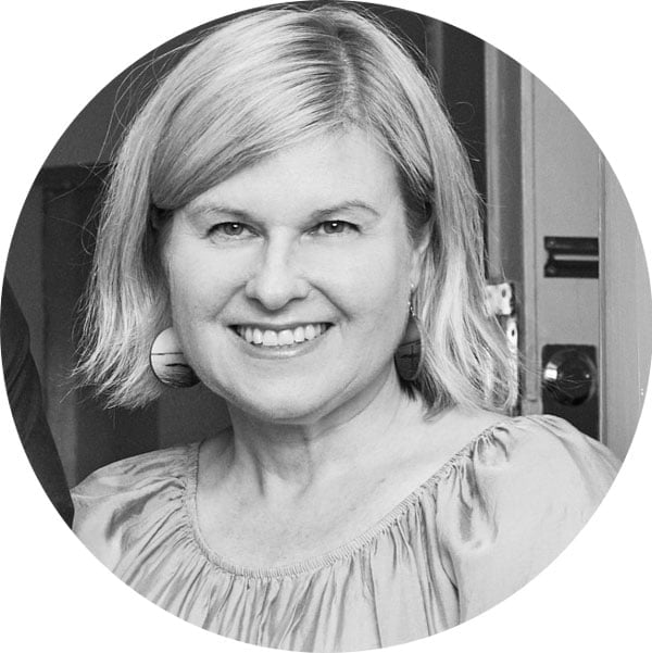 Riikka Hagman, Executive Consultant, CEO & Entrepreneur,  riikka@xoompoint.com