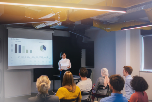 Microsoft Powerpoint opas ja koulutus